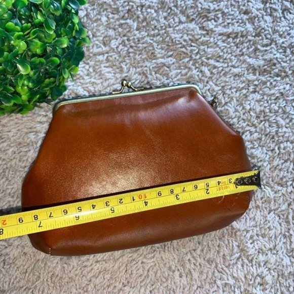 Patricia Nash Savena‎ Burnished Tooled Wristlet